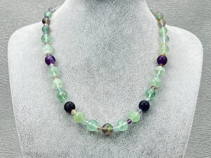 Бусы из Флюорита  49см 3*3 8*8 10*10мм